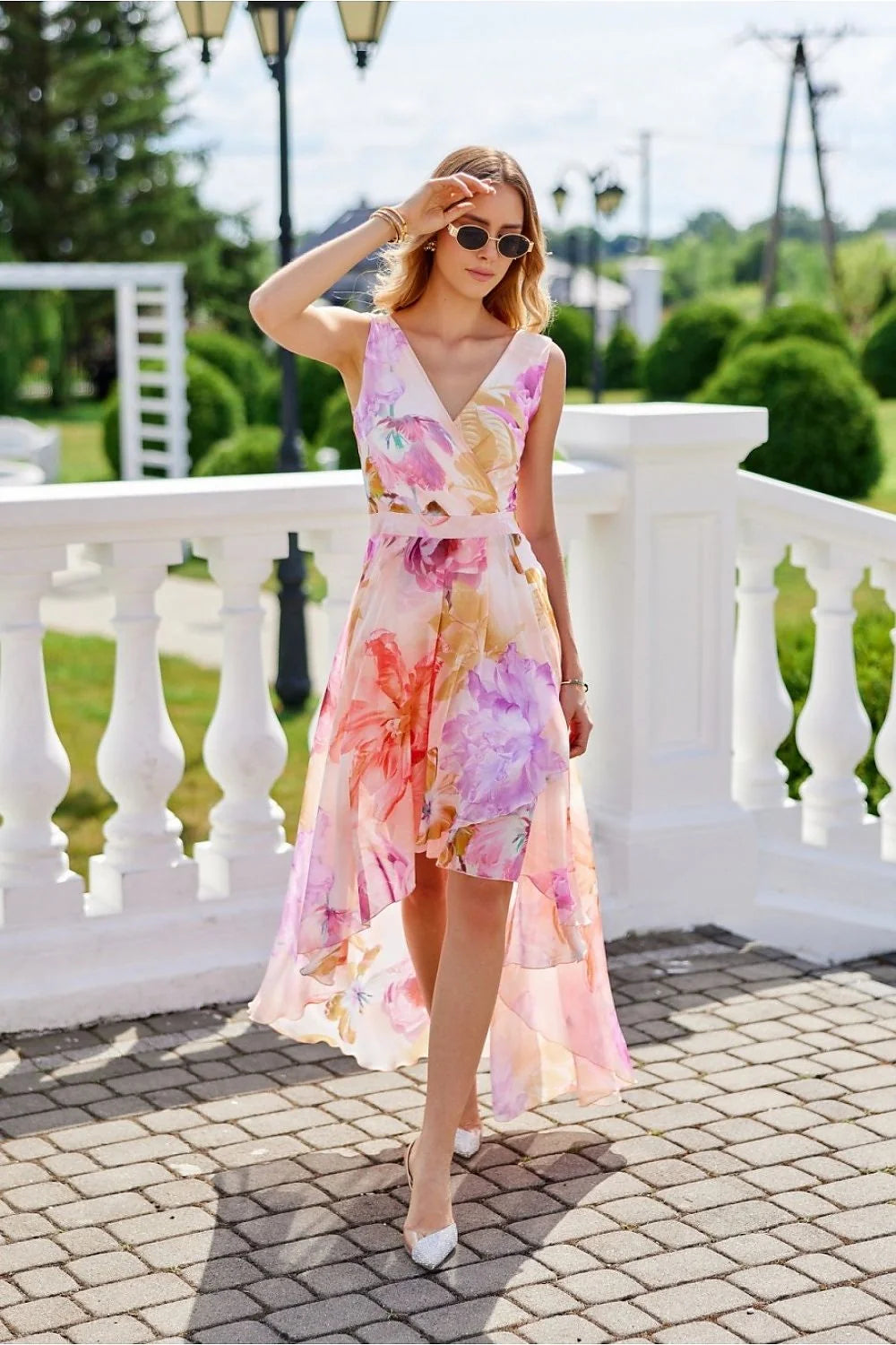 Robe de cocktail Roco Fashion en mousseline longue asymétrique décolleté en V floral pastel femme