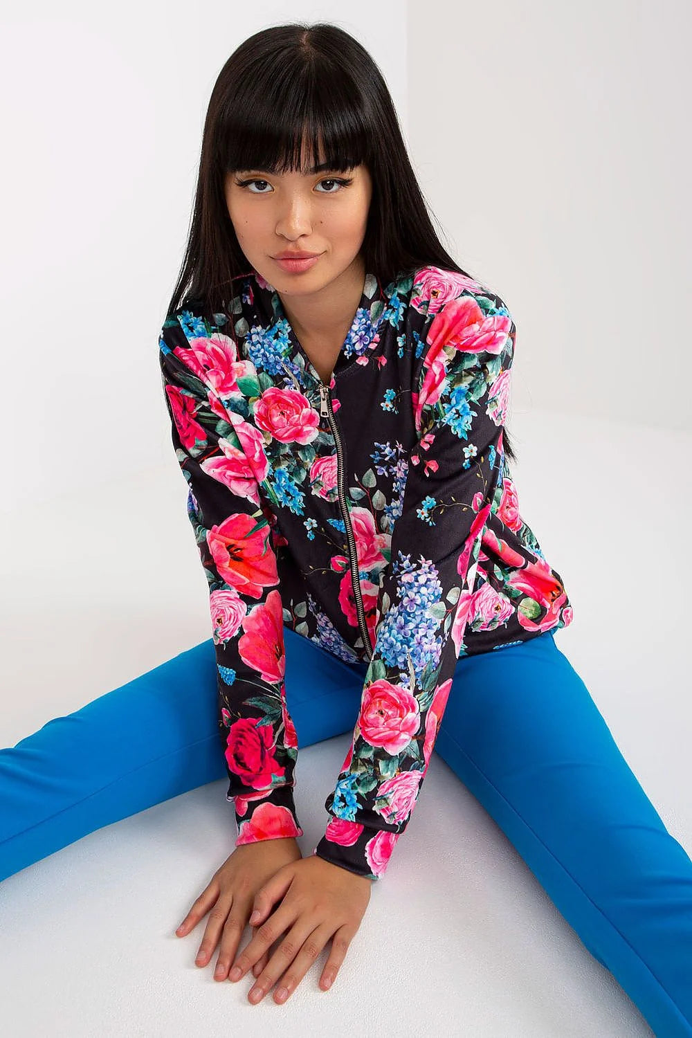 Veste bomber femme motif floral multicolore matière douce coupe épurée fermeture éclair élasthanne viscosé