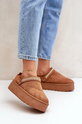Mocassins pour femmes en suédine écologique marron camel, confortables, style décontracté chic avec chaîne dorée