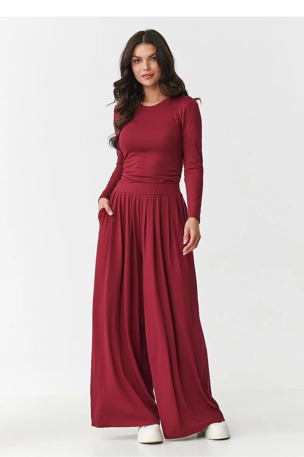 ensemble viscose elasthanne chemisier ajusté manches longues plissés tailleflatteuse pantalon palazzo ceinture elastique poches laterales confort chic bordeaux anthracite