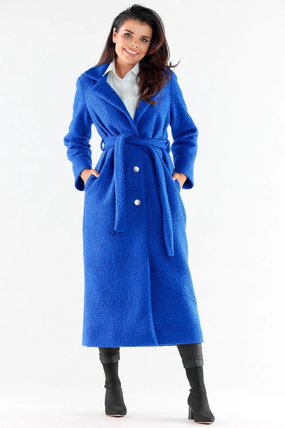 Manteau long pour femme pied-de-poule noir et blanc coupe droite boutons noirs ceinture polyester 100% mode ville soirées