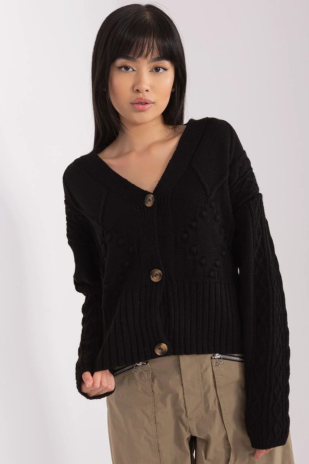 Cardigan pour femme moderne noir en maille épaisse V-neck motifs géométriques manches longues ajusté occasion quotidienne