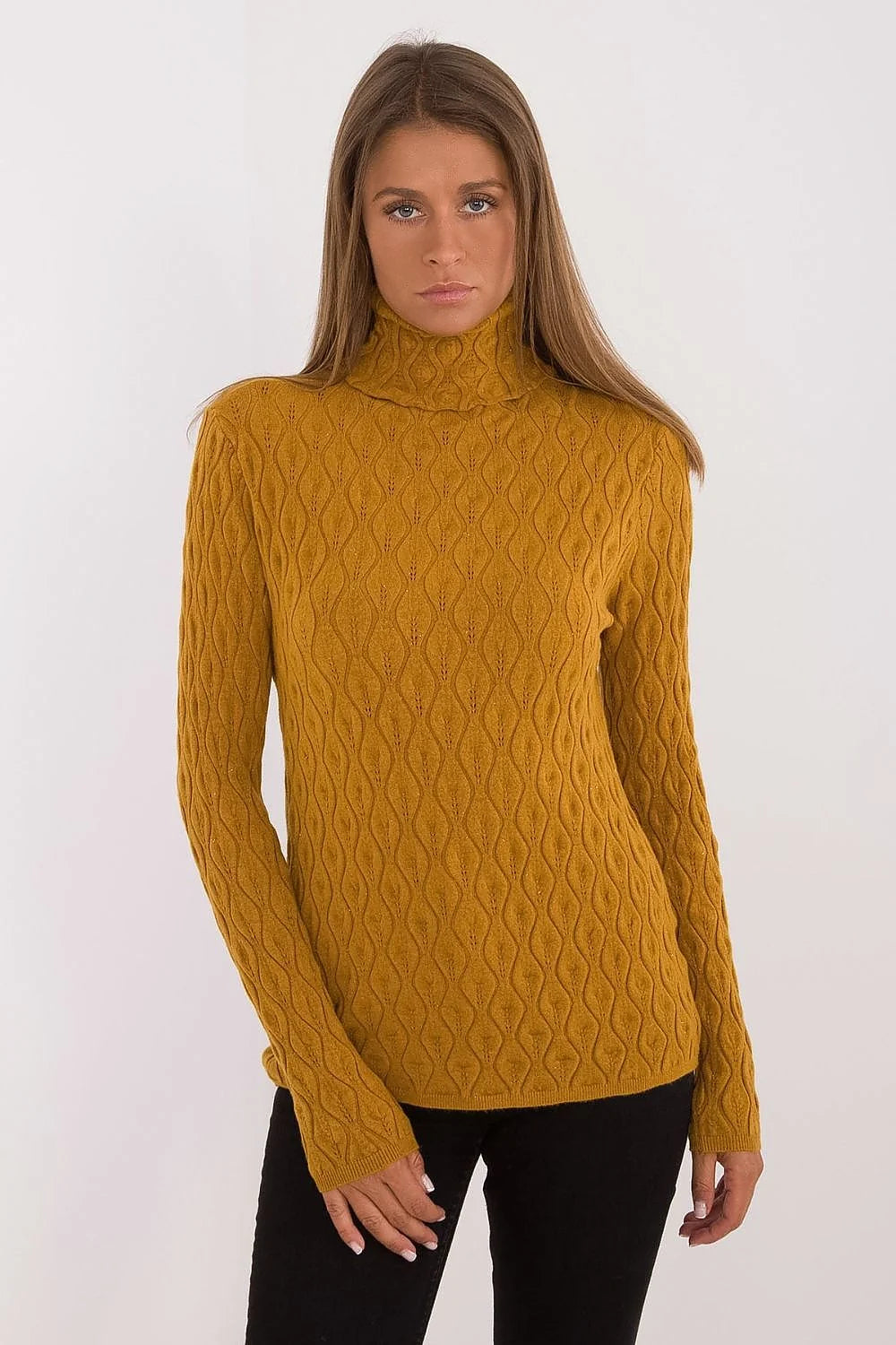 Pull à col roulé maille torsadée jaune moutarde ajusté longues manches femmes automne hiver élégance confort style intemporel