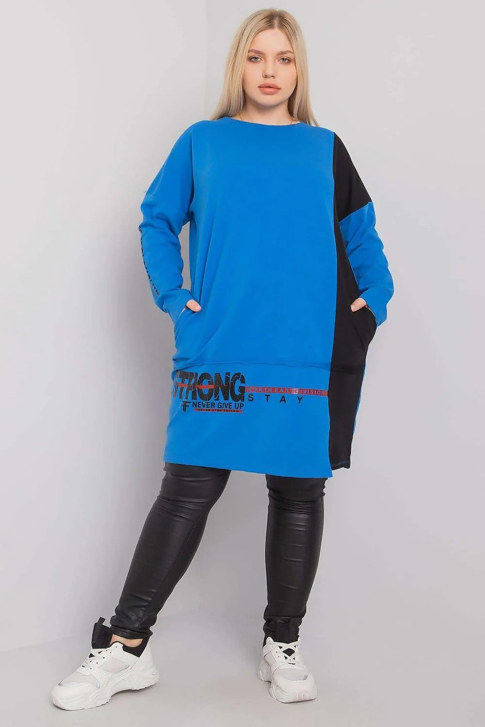 Sweatshirt femme coton élasthanne style asymétrique bleu vif moderne confort urbain allure dynamique