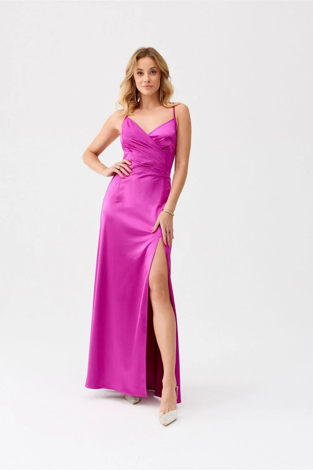 Robe longue élégante sans manches dos nu satiné fuchsia femmes soirée cocktail fente haute