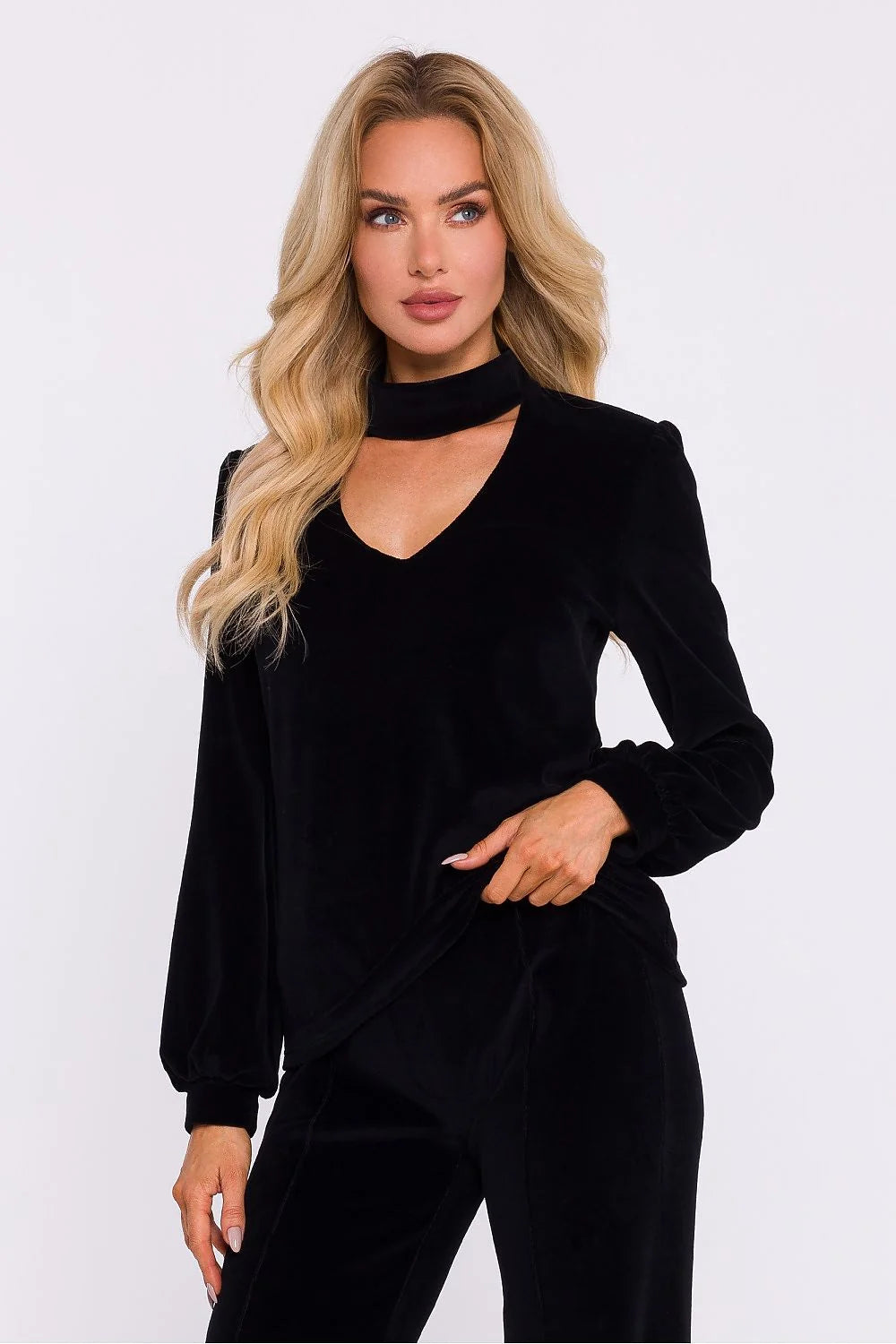 Chemisier élégant en velours maille longues manches larges col ouvert licou noir femmes occasion soirée