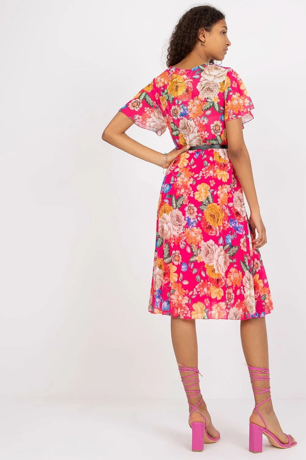 Robe polyester viscose élasthanne vert floral midi évasée col v manches courtes ceinture noire Italy Moda