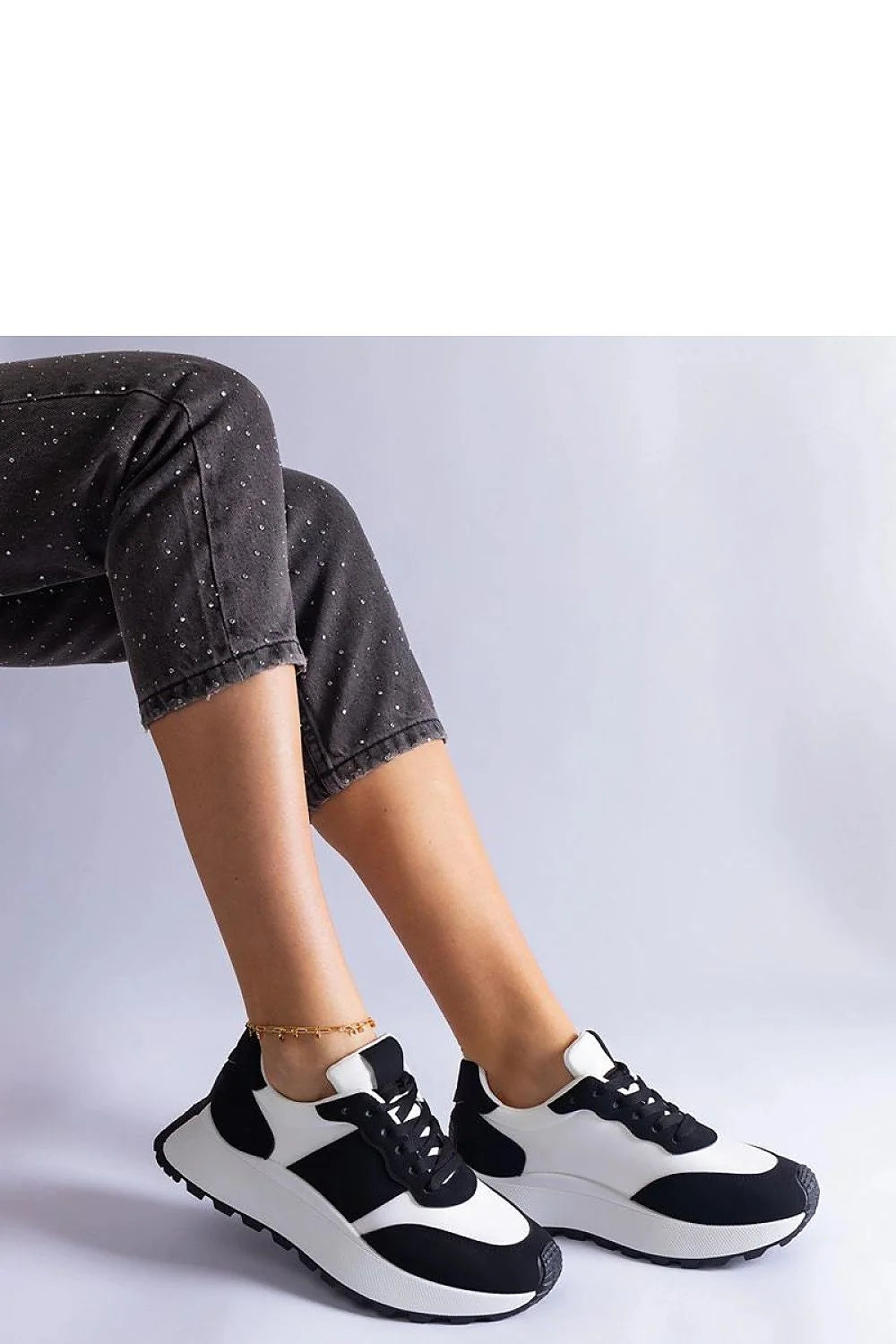 Baskets mode femmes style urbain design moderne baskets noires blanches confort hauteur Coupe basse