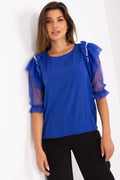 chemisier femme chic bleu royal col rond coupe droite longueur hanche manches trois quarts tulle volants perles épaules