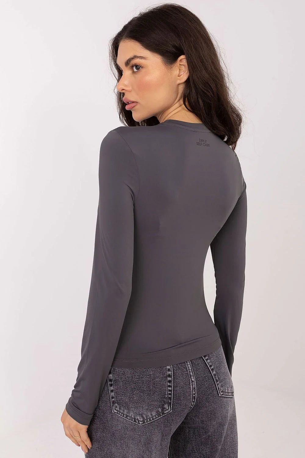 top femme manches longues coupe moulante col rond gris anthracite jersey stretch microfibre lisse poignets allongés confortable silhouette épurée