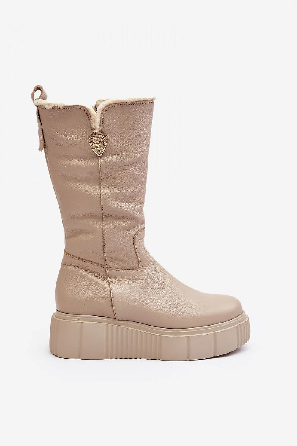 Bottes cothurnes Step in style en cuir synthétique beige clair mi-haute zip doré doublure fausse fourrure semelle caoutchouc texturée femme