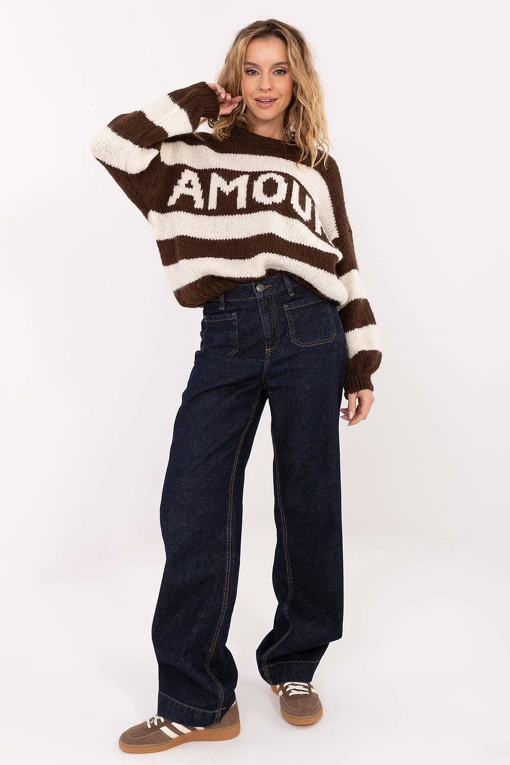 pull femme oversize coupe boxy épaules tombantes grosse maille rayée marron crème duveteuse jacquard AMOUR col rond manches longues confortable