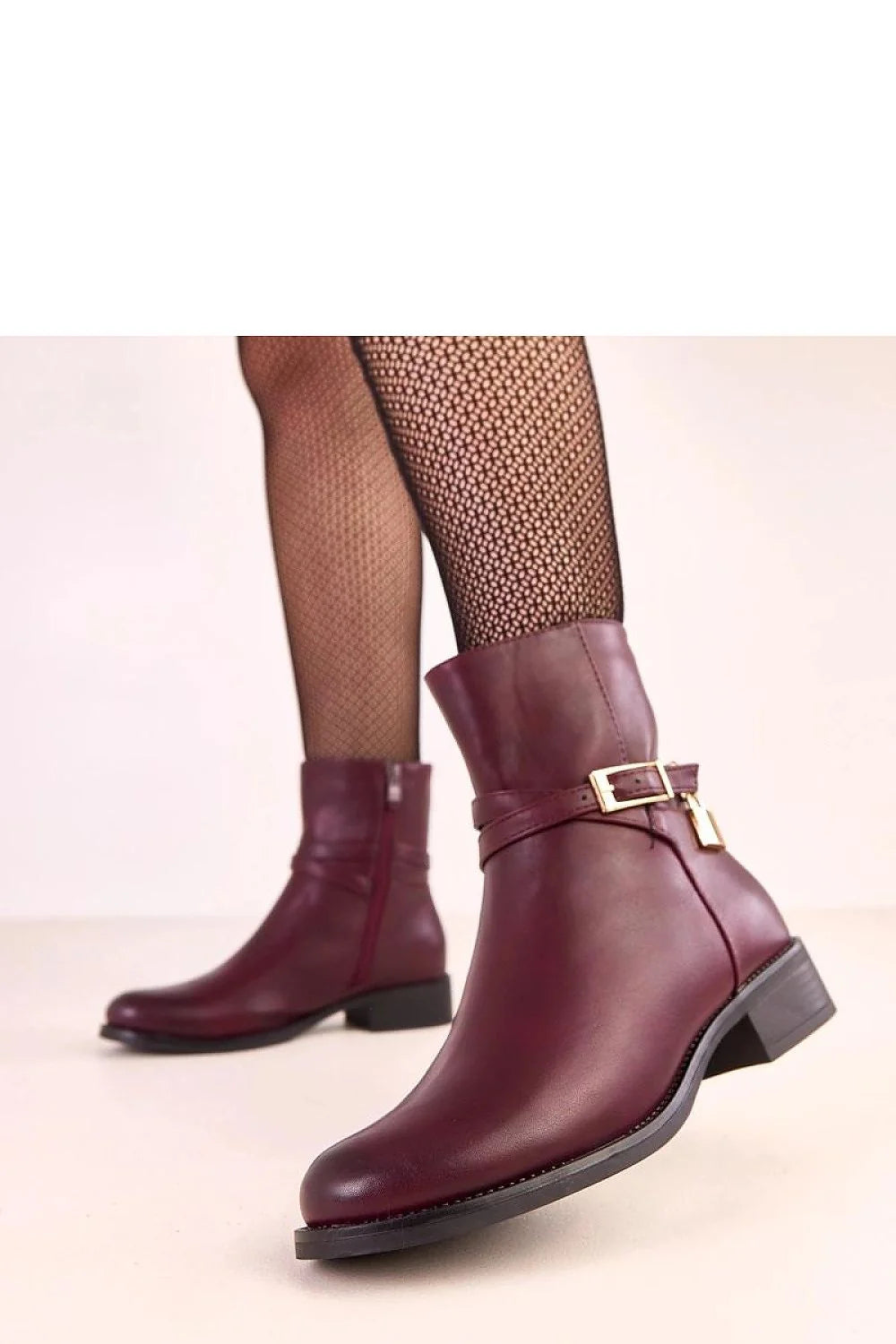 bottines femme cheville bordeaux profond cuir écologique lisse doublure tissu doux bout pointu talon bas 3cm boucle dorée cadenas décoratif