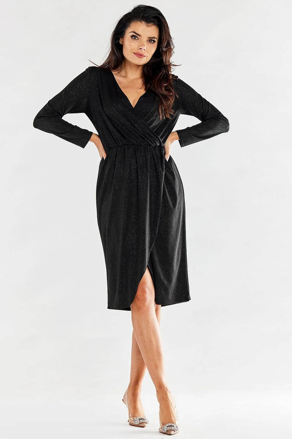 Robe de soirée élégante longue manches longues encolure V croisée taille ajustable tissu métallisé rouge vif femme