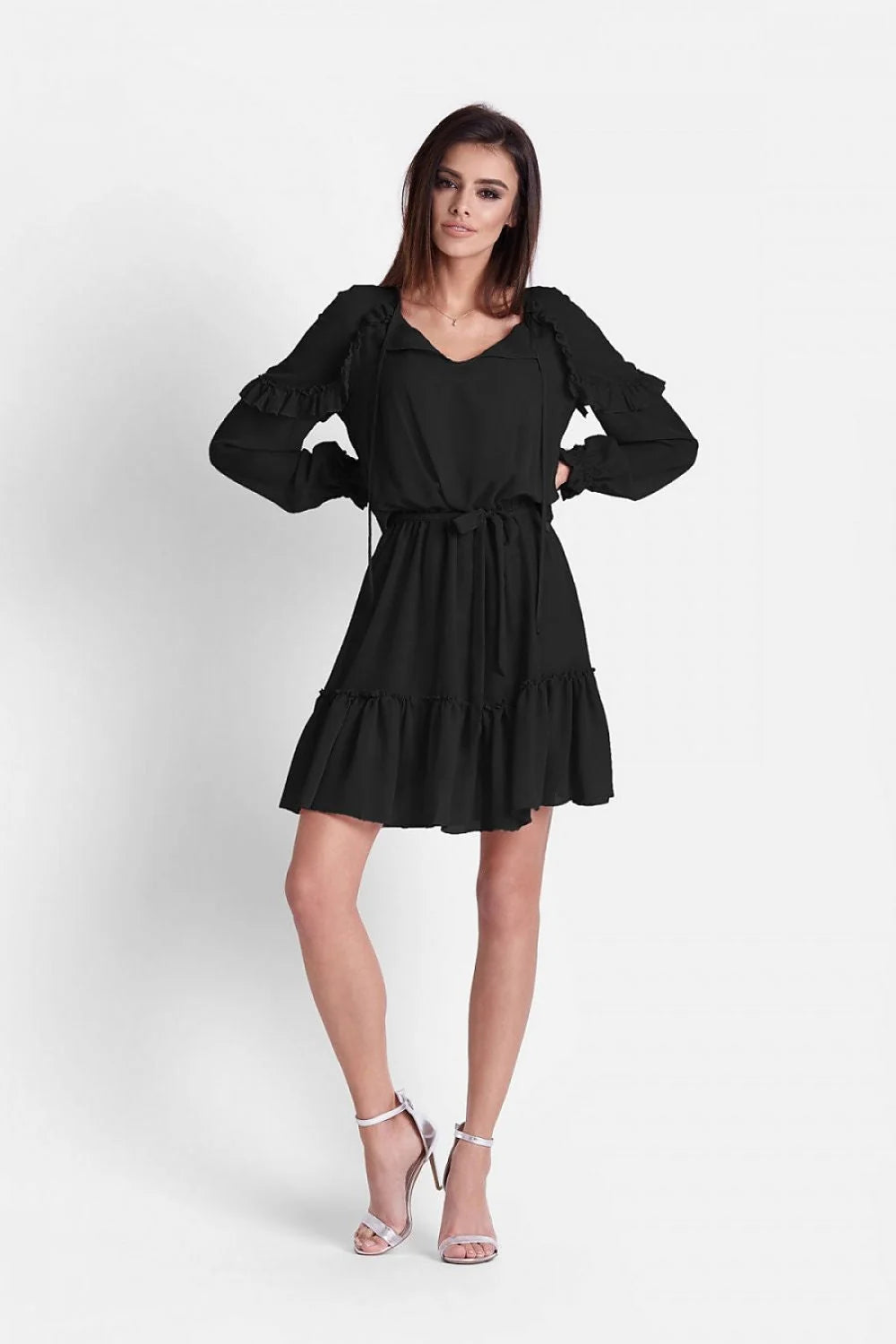 Robe de cocktail noire fluide en polyester élégant avec volants, manches longues et ceinture à nouer
