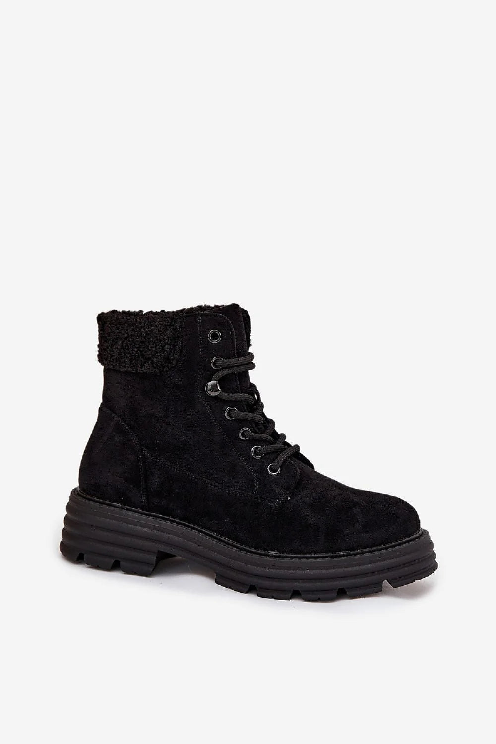 bottines femme suédine écologique lacets cheville haute sherpa peluche chaud cosy semelle épaisse crantée antidérapante bout rond œillets métalliques urbain
