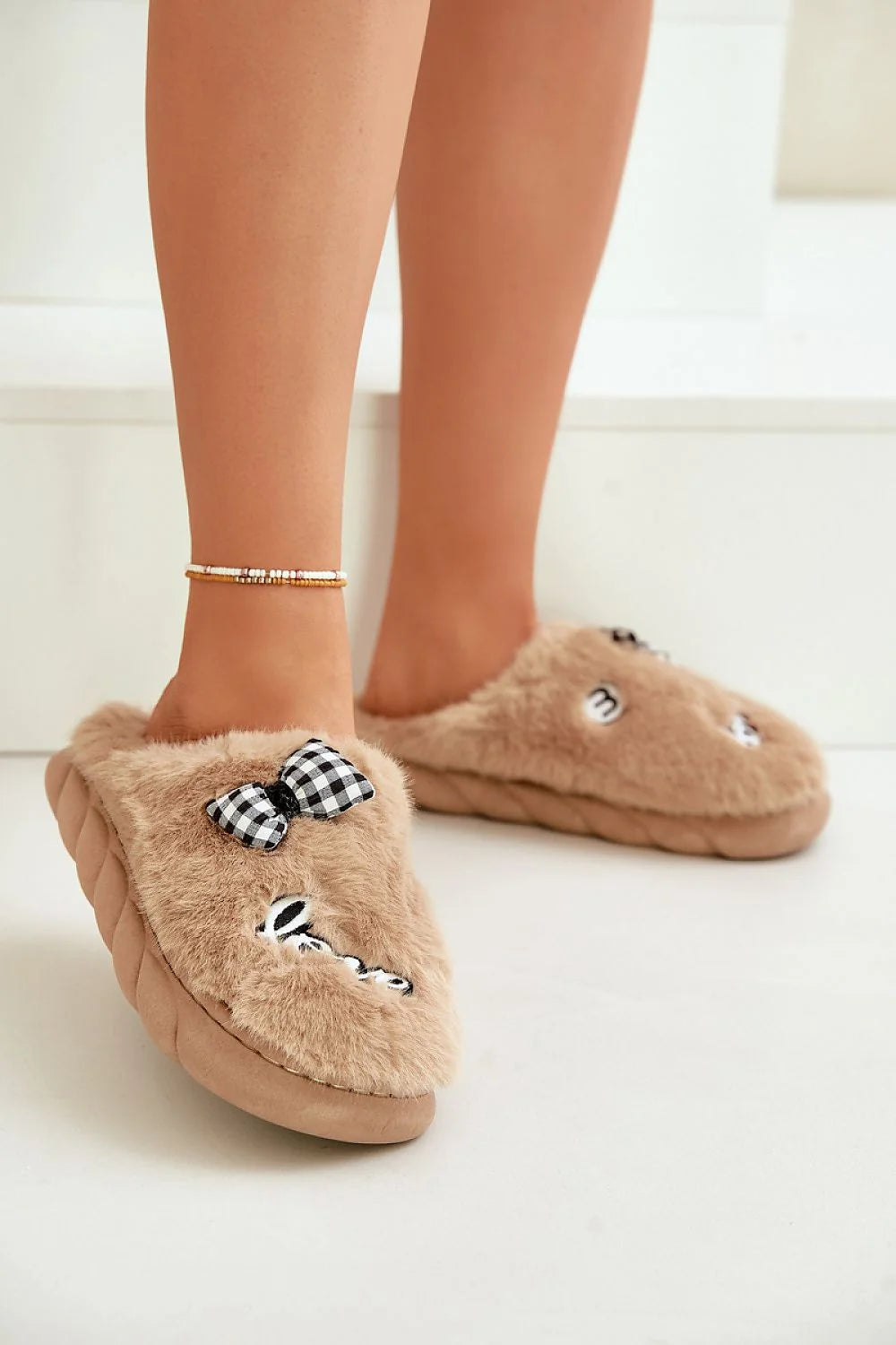 Pantoufles en fourrure pour femmes design élégant nœud cils beige intérieure froid confort mode taille L