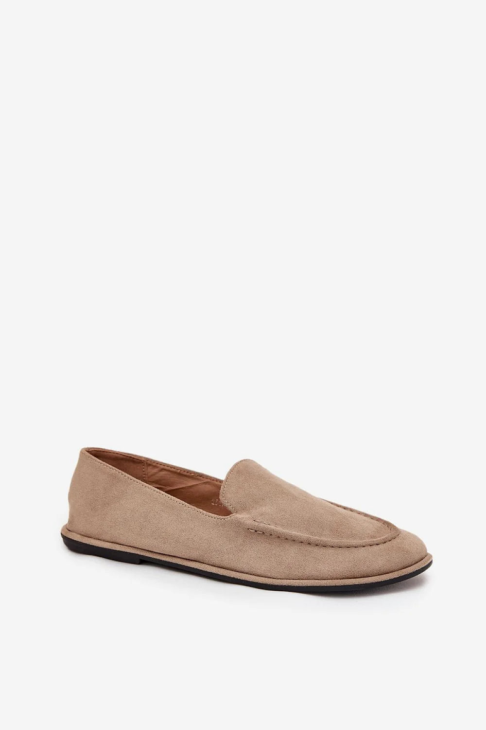 mocassins femme suédine écologique taupe bout arrondi empeigne lisse surpiqûres décoratives semelle plate gomme noire coupe basse confort
