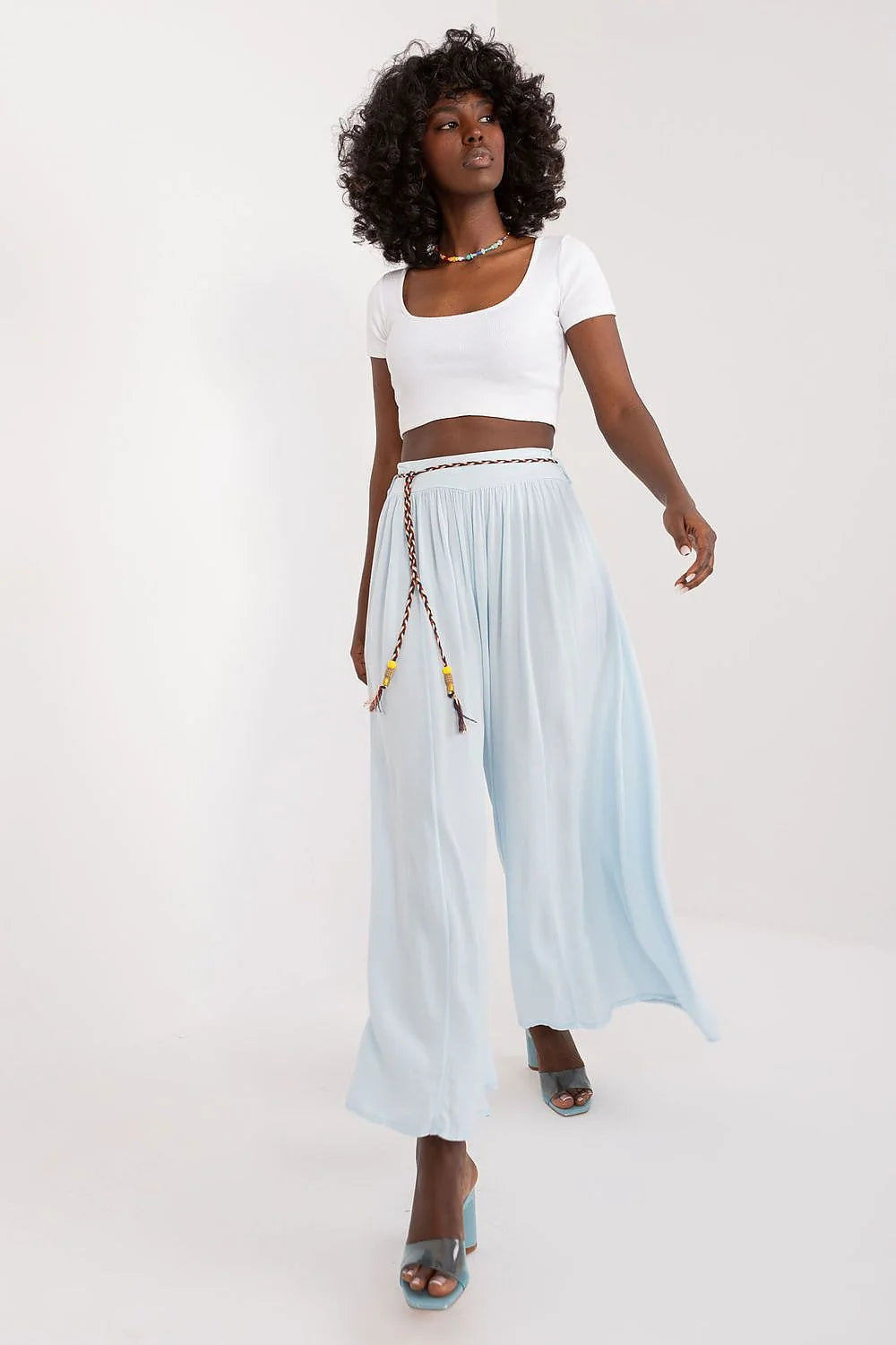 Pantalon femme style palazzo viscose légère taille haute ceinture tressée couleur bleu ciel summer occasion