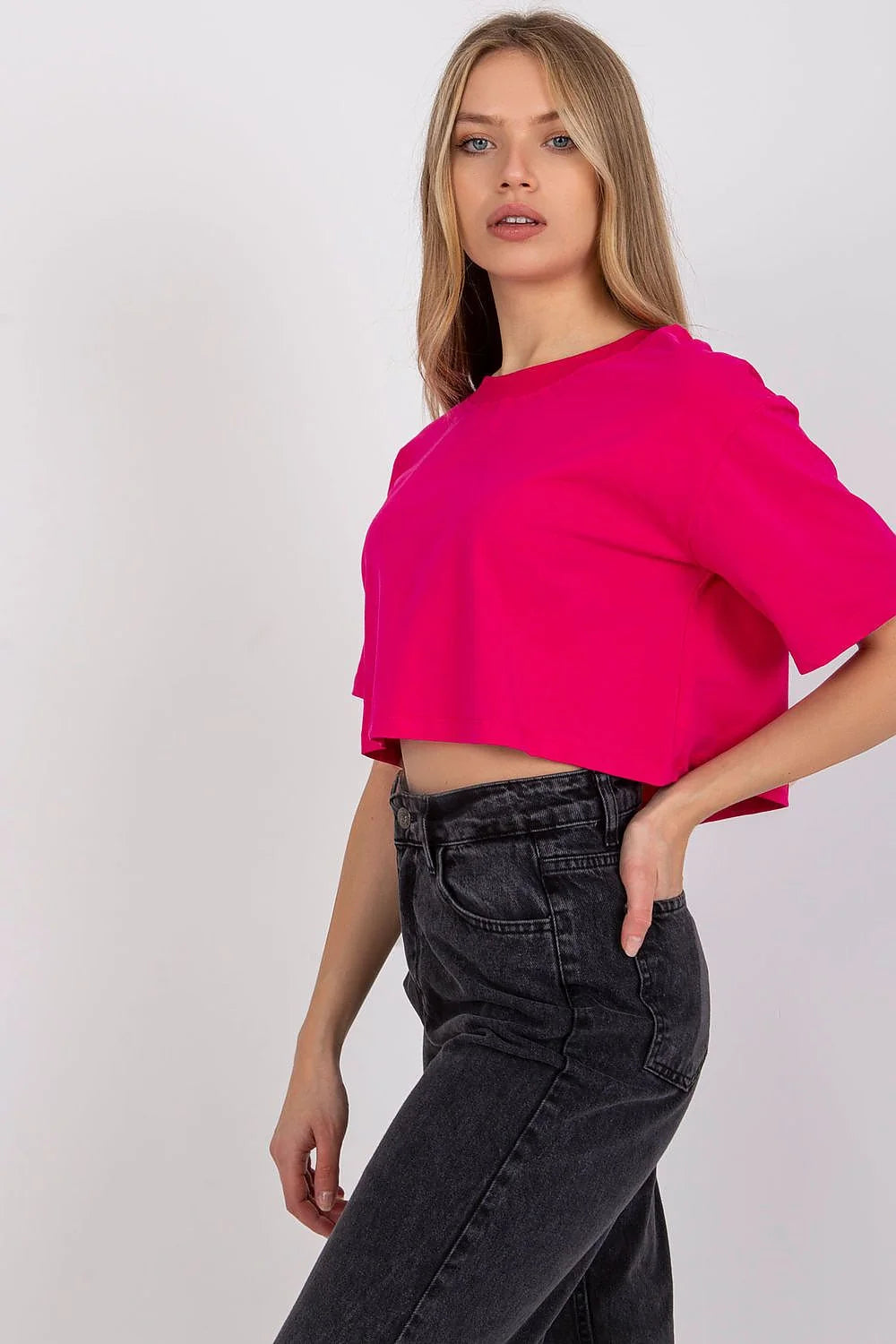 T-shirt crop blanc femme mode élégant tendance coton 90% élasthanne 10% coupe ample manches courtes