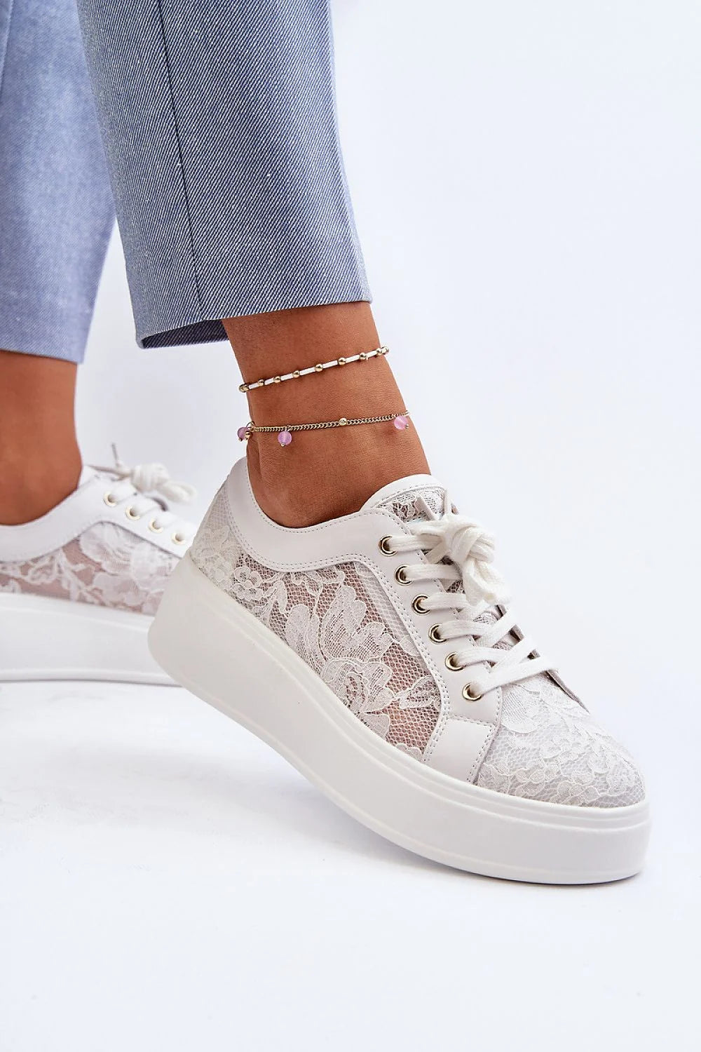 Chaussures de sport féminines en dentelle blanche S.Barski confortables plateforme cuir artificiel style casual chic