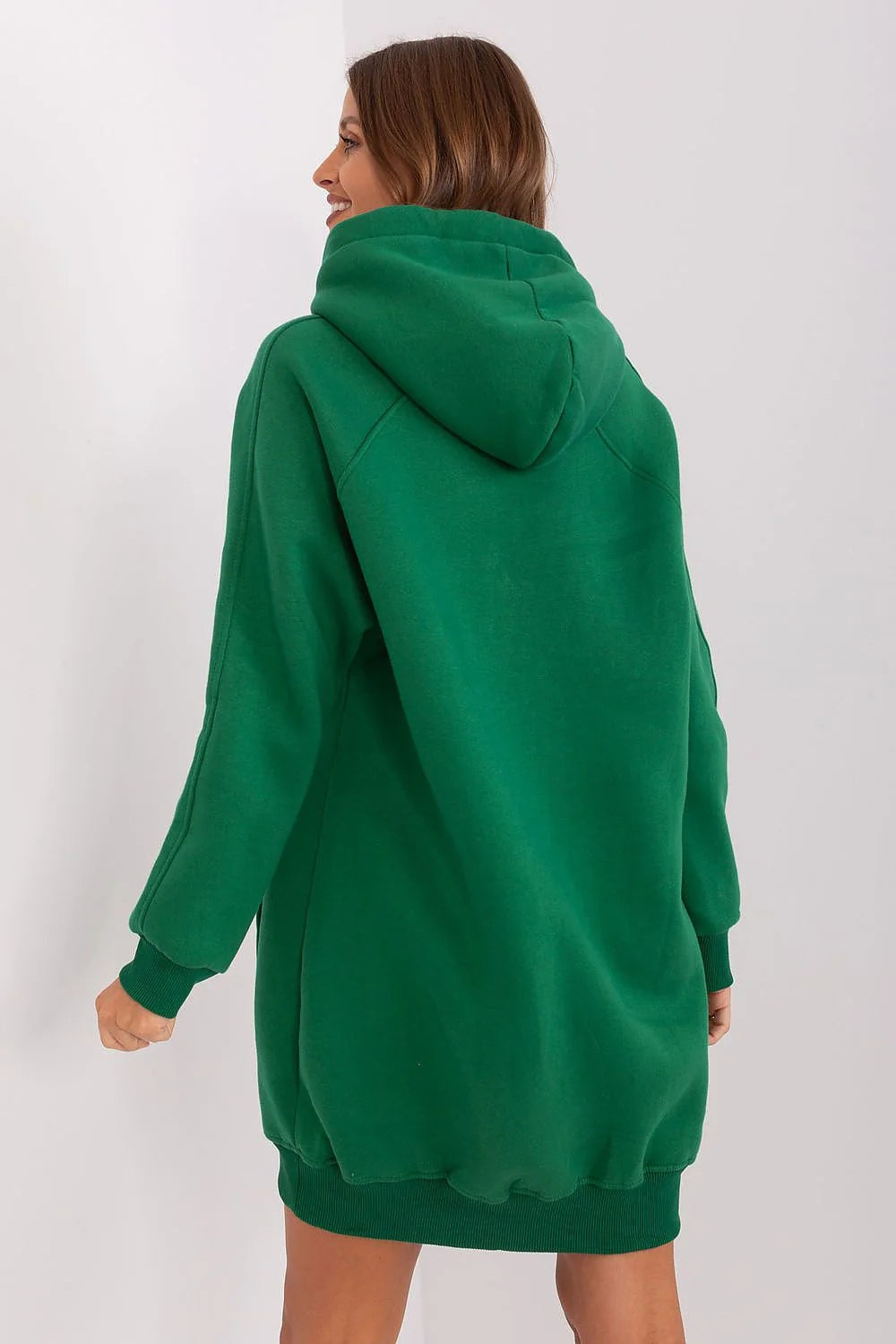 sweatshirt long femme capuche vert émeraude oversize mi cuisses manches raglan poche kangourou cordons blancs contrastants