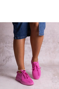 baskets femme sneakers basses fuchsia maille respirante col chaussette lacets semelle épaisse texturée antidérapante renfort talon maintien léger amorti confortable