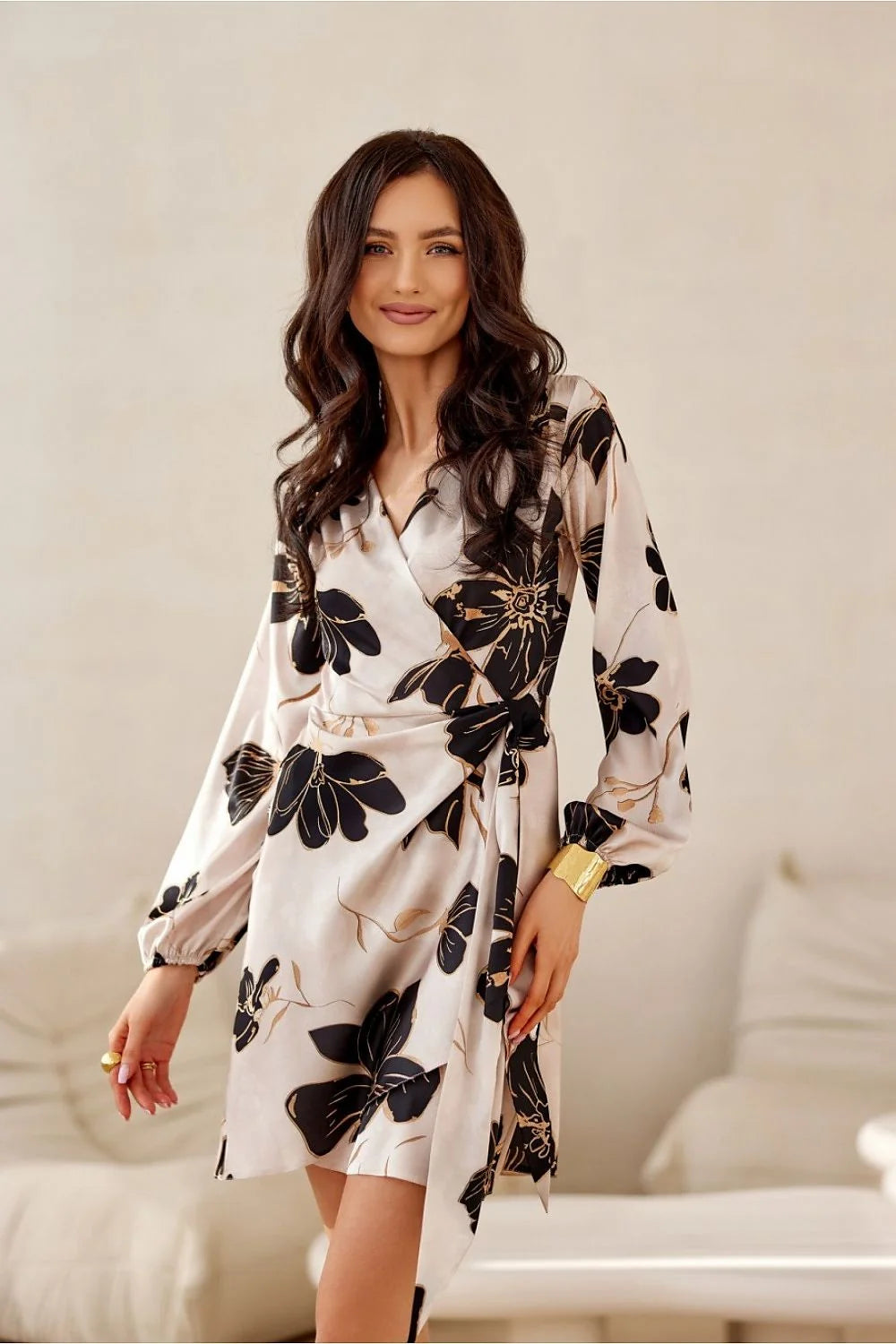 Robe portefeuille féminine imprimé floral manches longues ceinture ajustable polyester crème noir doré