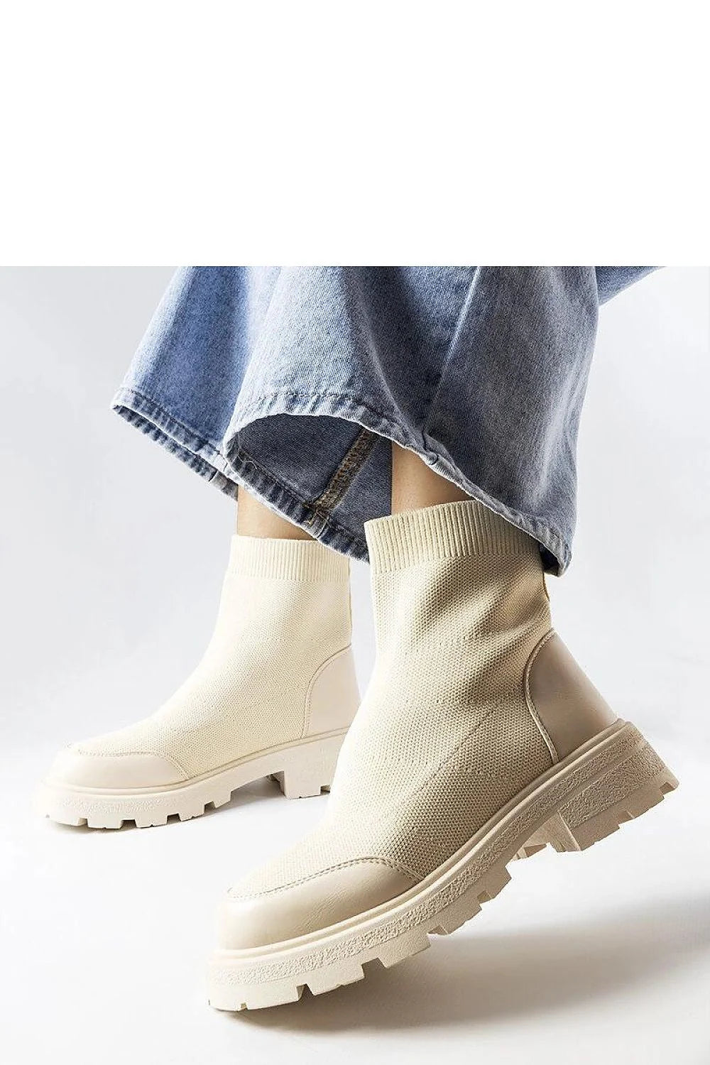 bottines chaussette crème maille extensible montante côtelée bout arrondi empiècements effet cuir semelle plateforme épaisse crantée talon bloc bas confortables