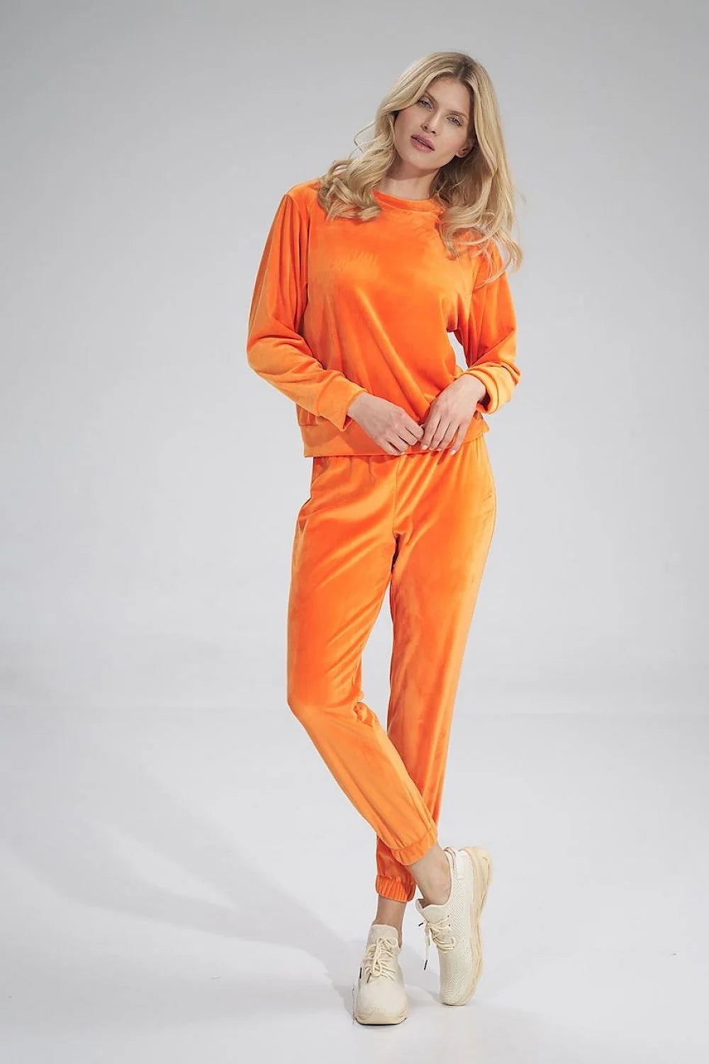 Ensemble jogging femme velours orange vif confortable élégant style casual chic décontracté manches longues