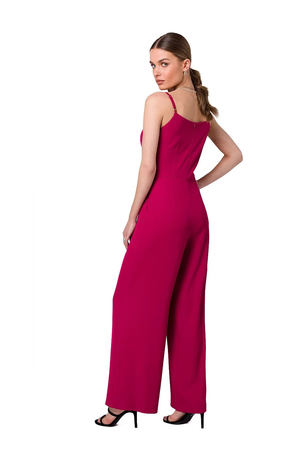 Combinaison élégante pour femme sans manches bretelles fines couleur magenta matière élasthanne polyester taille ajustable coupe moderne style sophistiqué occasion bureau dîner