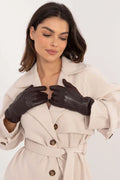 Manteau trench élégant pour femme automne-hiver gants cuir marron foncé design sophistiqué coupe ajustée avec ceinture