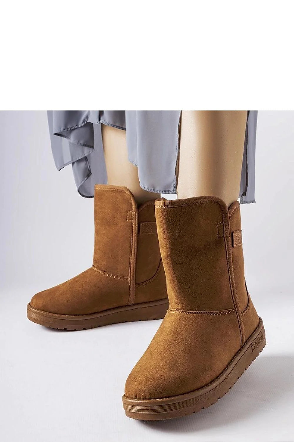 Bottes de neige Solea pour femmes, design chaleureux et décontracté, couleur caramel, matière velours, hiver 2023, confort maximal, style urbain