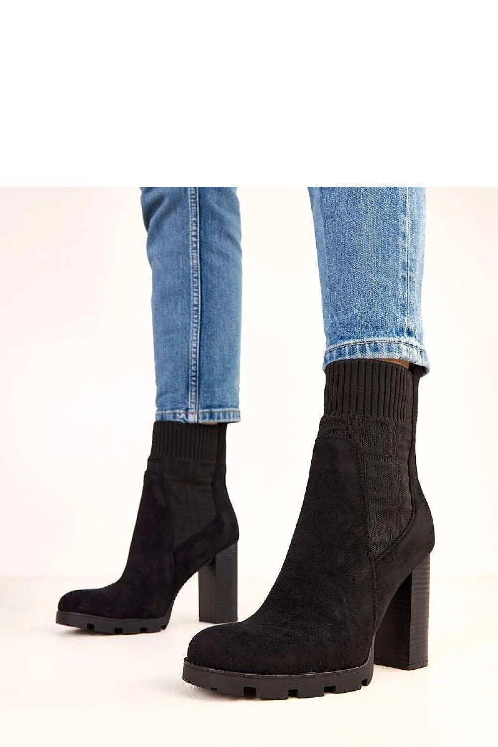 bottines femme daim suédé écologique noir talon colonne 11cm plateforme 2cm tige 17cm bout rond semelle crantée lug