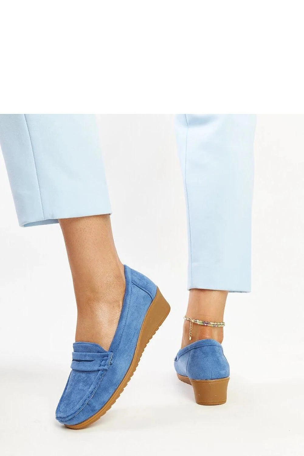 mocassins femme suède bleu roi talon compensé moyen semelle gomme marron crantée slipon penny loafer surpiqûres apparentes confort