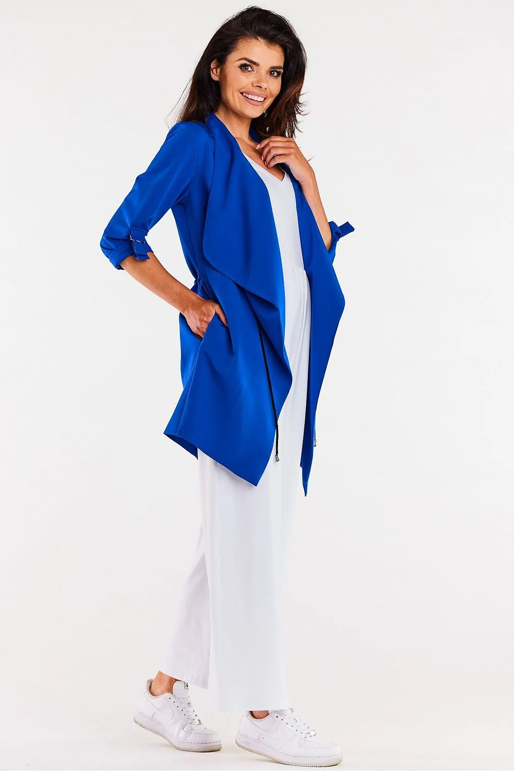 Blazer femme Awama coupe redingote manches longues détails métalliques sans nickel veste longue élégante confortable Pologne élasthanne polyester