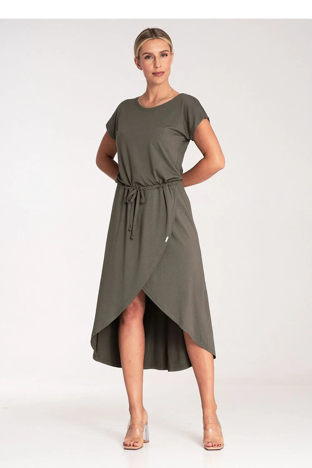 robe asymétrique midi kaki olive jersey doux manches courtes encolure ronde taille coulissée ajustable pan croisé ourlet haut bas fluide