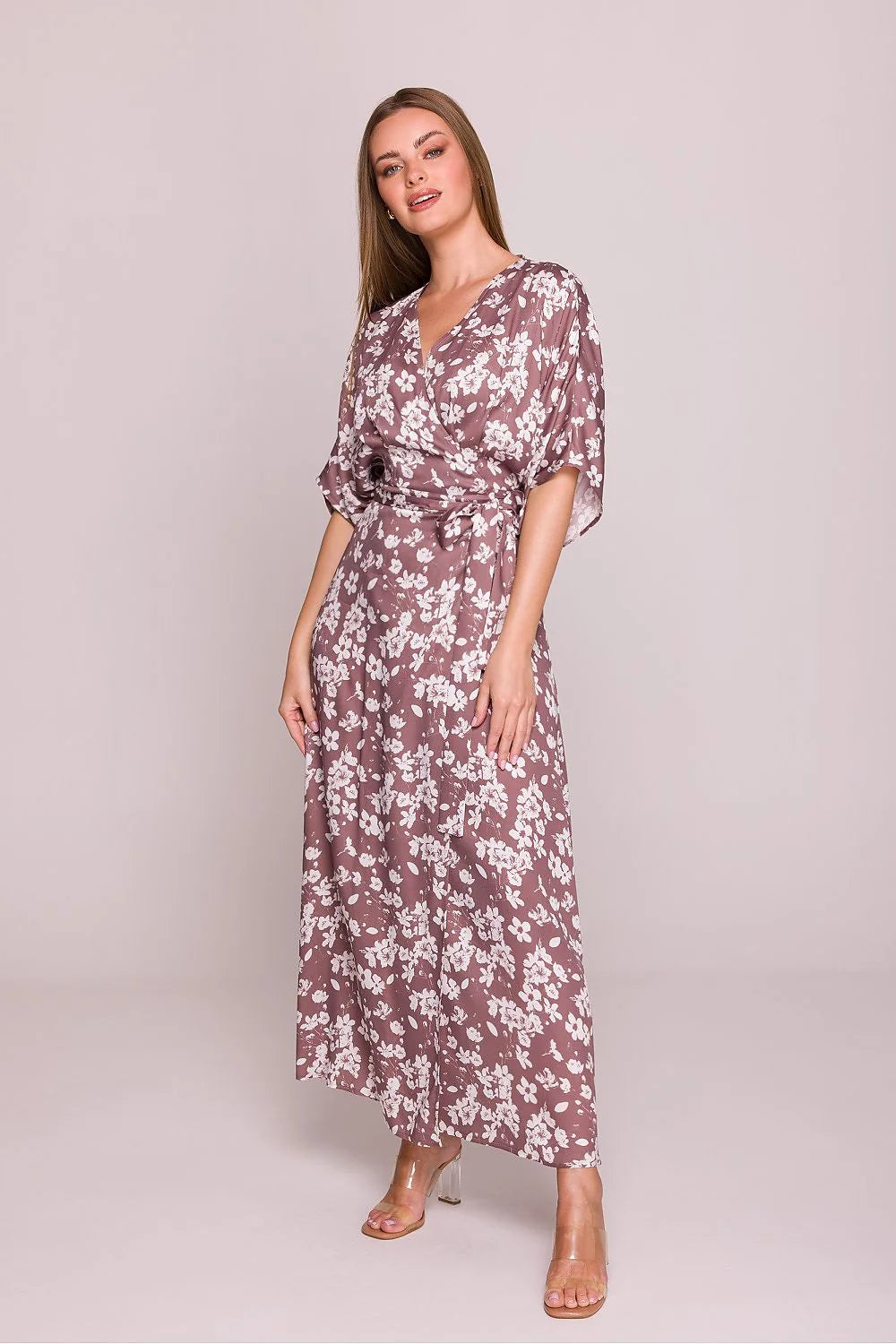 Robe de jour élégante longue en viscose motif floral col en V manches courtes amples ceinture silhouette cintrée femme
