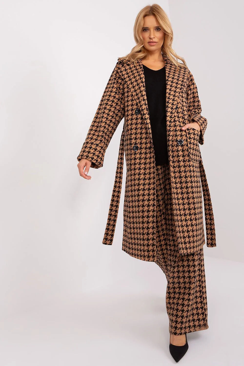 Manteau et pantalon assortis houndstooth automne hiver femme élégance intemporelle coupe droite ample matériau doux confort