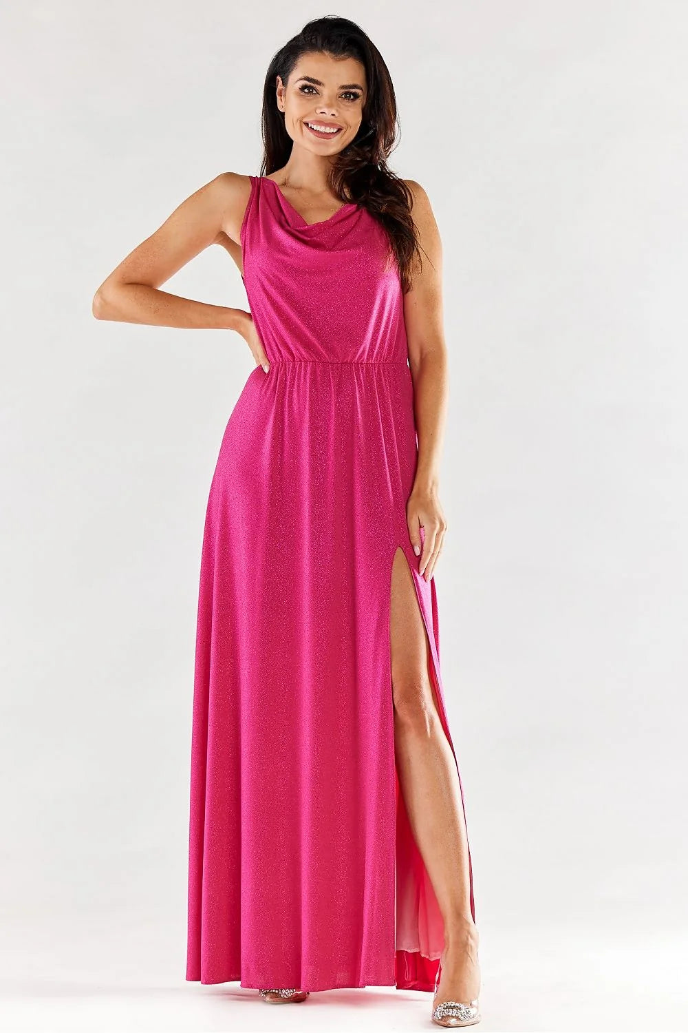 robe longue fuchsia drapée décolleté bénitier bretelles fines fente haute latérale taille élastique stretch scintillant fluide soyeuse cintrée glamour cérémonie