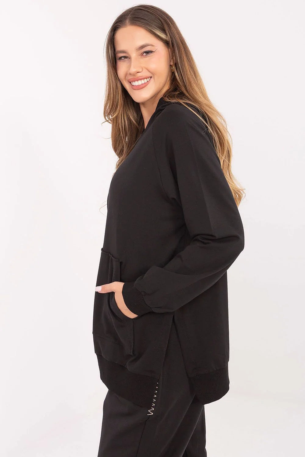 sweatshirt femme oversize noir tunique encolure V discrète capuche manches raglan poche kangourou jersey doux extensible coton élasthanne