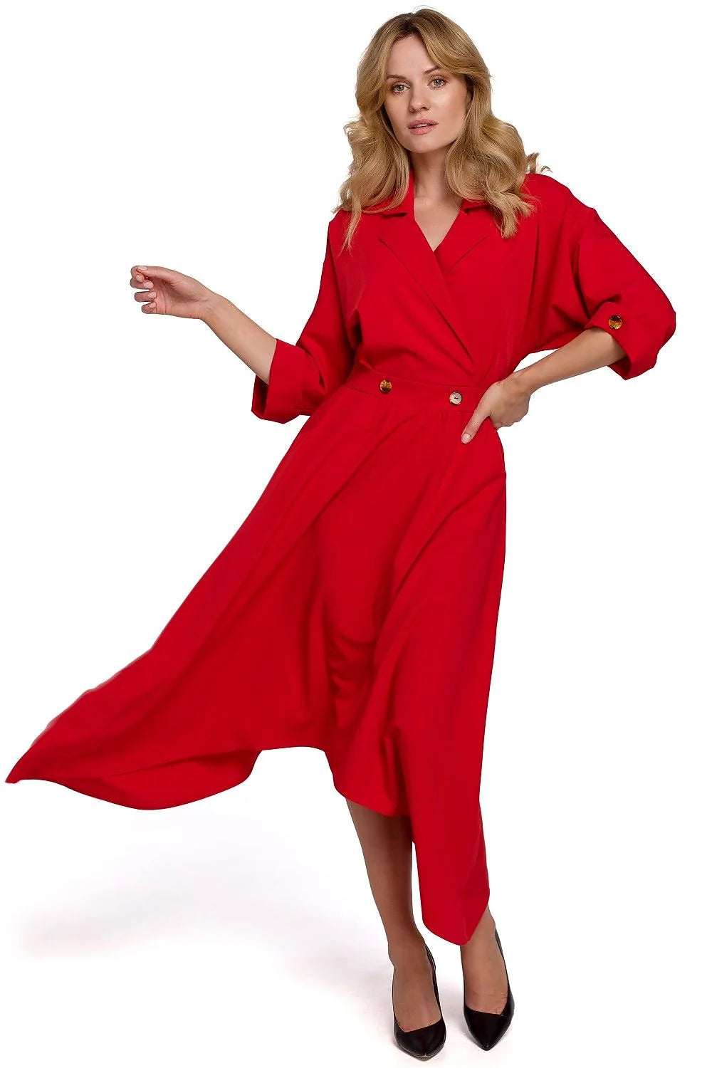Robe noire asymétrique polyester chic moderne femme élégante manches longues boutons dorés urbain chic