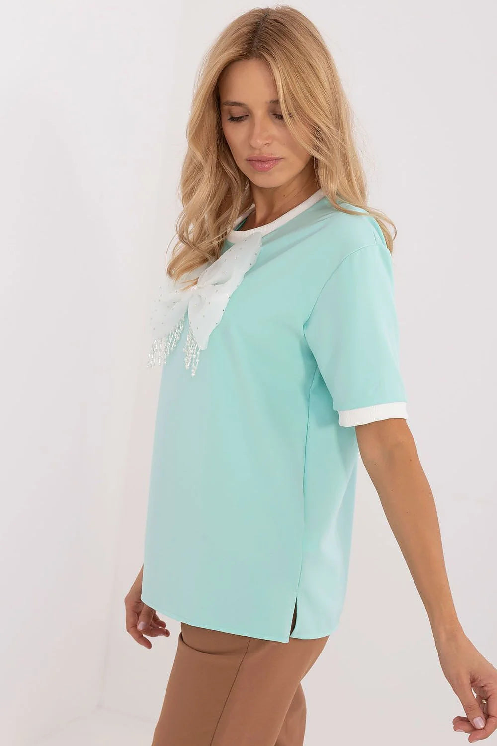 chemisier femme oversize manches courtes mint pastel col rond bordcotes blancs grand noeud papillon strass franges perles fluide