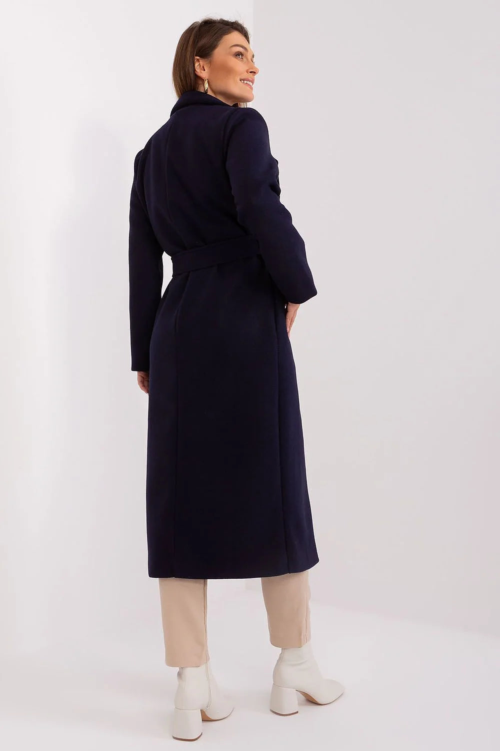 Manteau élégant pour femmes, coupe droite, longueur mollet, col à revers, ceinture intégrée, tissu noble, isolant thermique, bleu marine