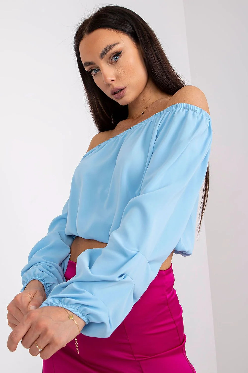 Chemisier à épaules nues style moderne manches longues en polyester 100% pour femmes été tendance Italie Moda