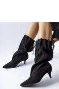 bottes suède noire mi mollet talons kitten bout pointu silhouette effilée tige froncée cordon serrage arrière ajustable confortable sophistiquée polyvalente