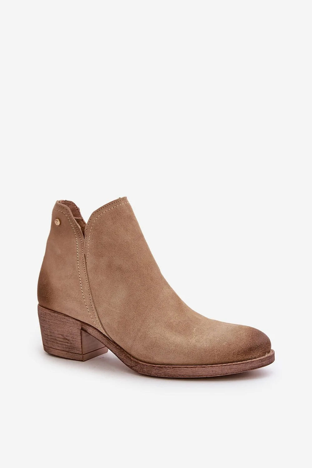 bottines femme daim naturel beige taupe western bout arrondi empeigne découpée surpiqûres soignées talon bloc semelle bois doublure fourrure chaude