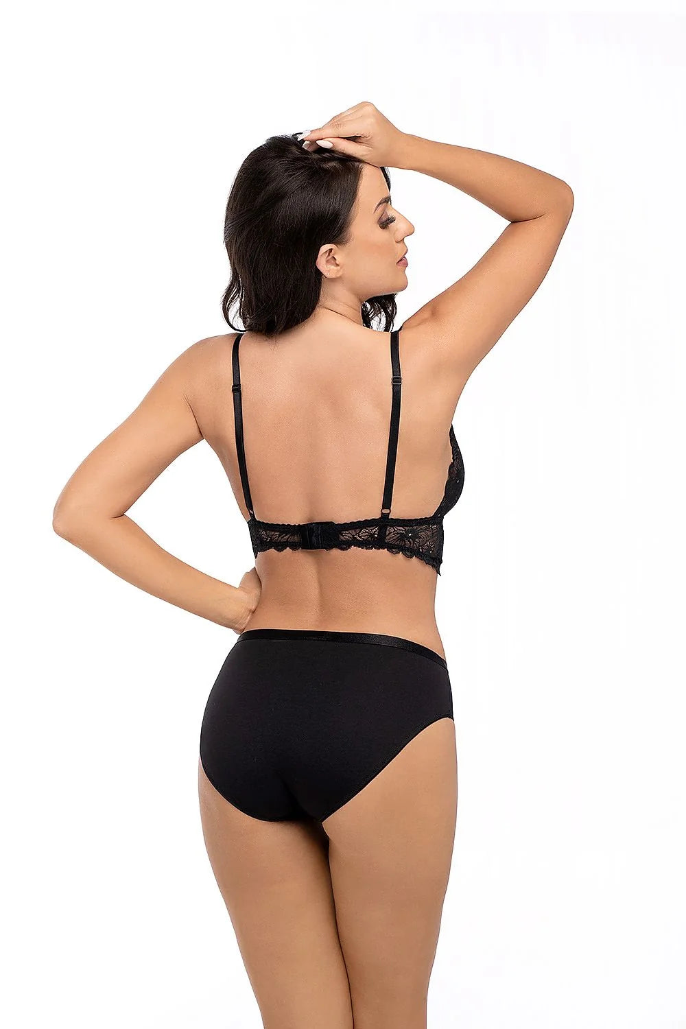 ensemble Babell lingerie féminine dentelle blanche bralette longline sans armatures culotte bikini taille mi haute broderie florale festons