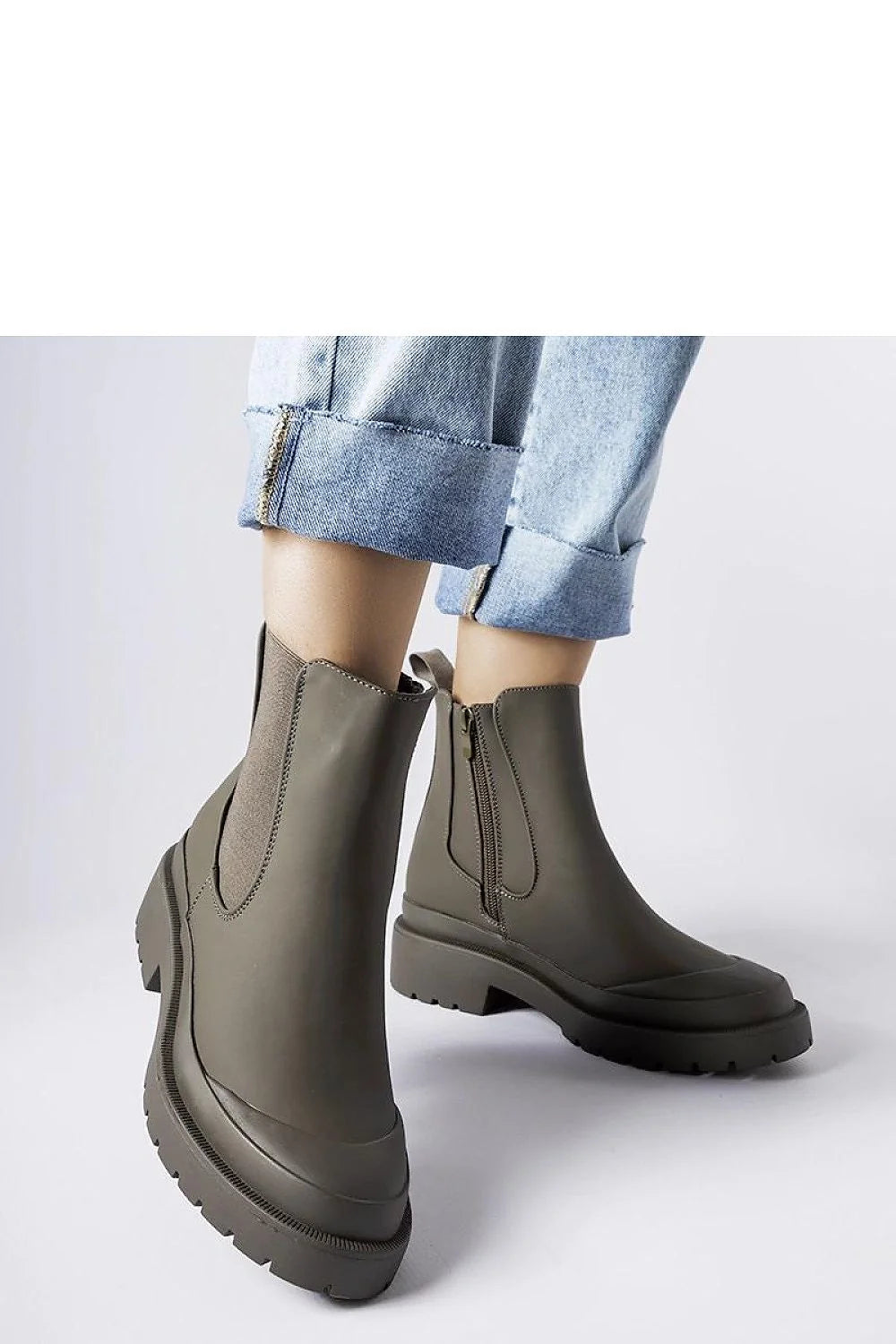Bottines Chelsea vert kaki pour femmes, cuir synthétique, fermeture éclair latérale, semelle épaisse, talon moyen, confortable, style moderne, hiver, automne, quotidien, soirée