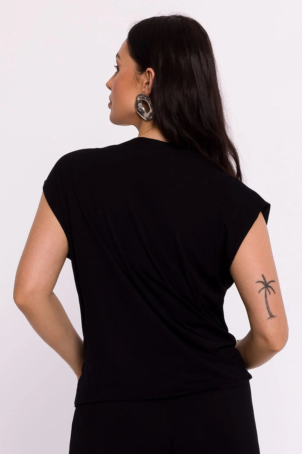 Chemisier Be Wear en jersey viscose noir élégant coupe enveloppe décolleté V croisé manches courtes évasées occasion polyvalente femme